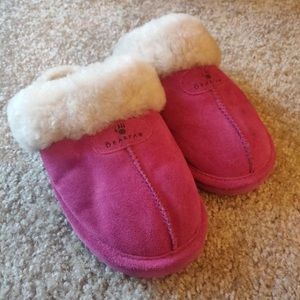 Bear Paw Ugg like Slippers Used size 7 Pink